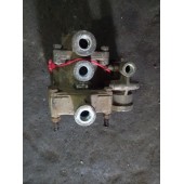 Кран управления тормозами прицепа Renault механ. не ориг. (297)