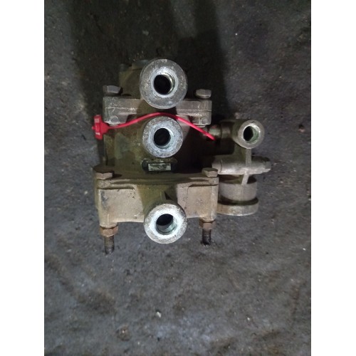 Кран управления тормозами прицепа Renault механ. не ориг. (297), 