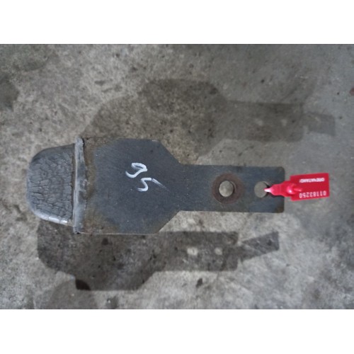 Отбойник передней рессоры DAF задняя часть (250), 1835451