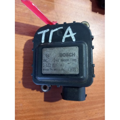 Моторчик заслонки отопителя (сервопривод) MAN (023), 0132801141