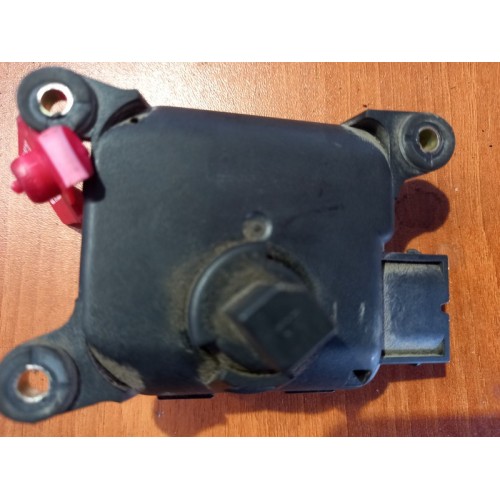 Моторчик заслонки отопителя (сервопривод) MAN (029), 0132801141-1