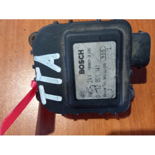 Моторчик заслонки отопителя (сервопривод) MAN (030), 0132801141