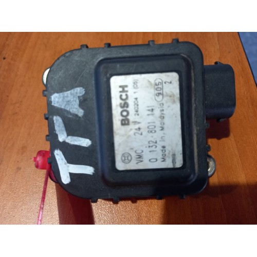 Моторчик заслонки отопителя (сервопривод) MAN (034), 0132801141