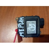 Моторчик заслонки отопителя (сервопривод) Mercedes (987)