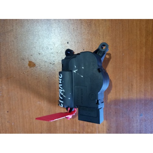 Моторчик заслонки отопителя (сервопривод) Iveco Stralis (967), А21500200