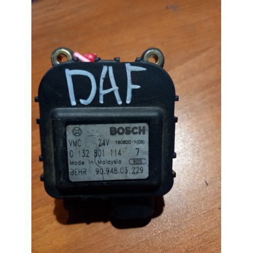 Моторчик заслонки отопителя (сервопривод) DAF (764), 0132801114