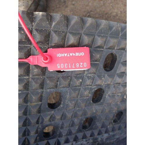 Подножка кабины Iveco Stralis 240542 у.к. RH деф. (305), не оригинал-1