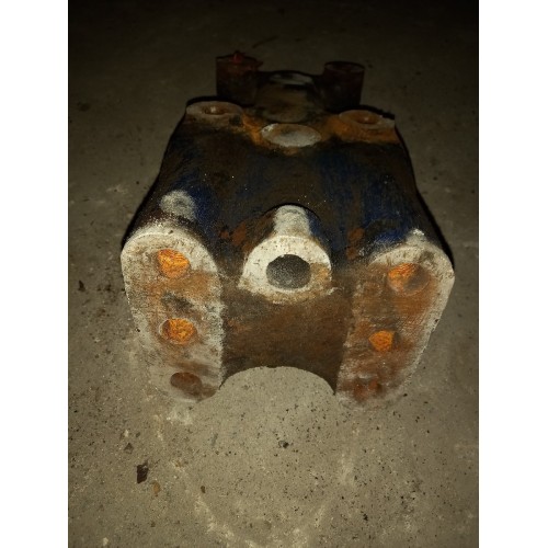 Кронштейн траверсы КПП MAN F2000 (874), 81412043007-1