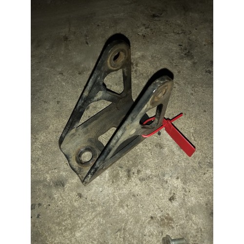 Кронштейн амортизатора кабины MAN передний (886), 85417010024