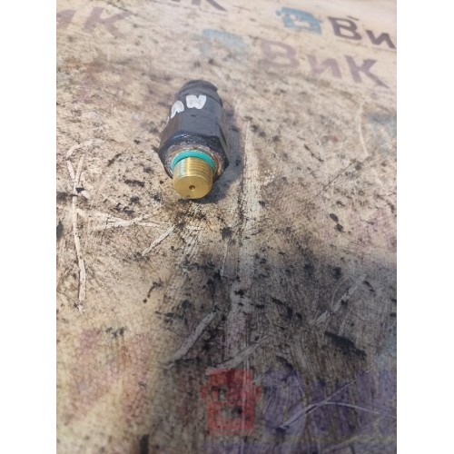 Датчик давления масла MAN (988)*, 51274210339-21