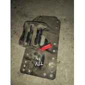 Кронштейн средней траверсы (над коробкой) MAN RH (864)