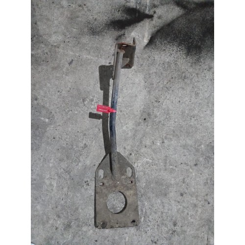 Кронштейн крыла переднего MAN верхний у.к. RH (304), 81612435418