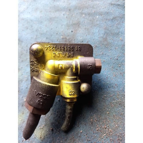 Распределитель тормозных сил MAN (090)*, 81981810234-16