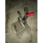 Кронштейн торсиона кабины MAN верхняя часть RH (761)