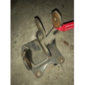 Кронштейн торсиона кабины MAN верхняя часть RH (763)