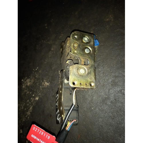 Замок двери MAN внутренний в сборе с доводчиком RH (119), 81626806122