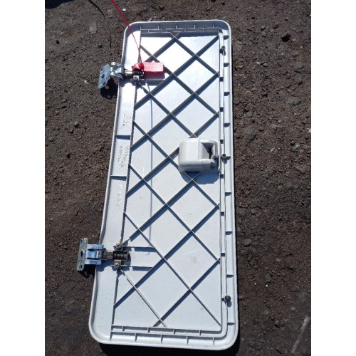 Крышка бардачка Iveco Stralis 242116 в сборе LH (809), 504092915-1