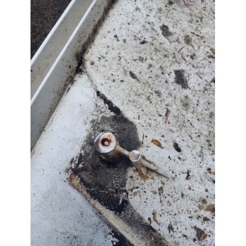 Продолжение кабины MAN TGX 2008 г 012040 LH дефект болтов (677), 81615100409-2