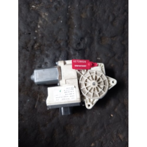 Моторчик стеклоподъемника MAN TGS TGX RH (039), 81286016138