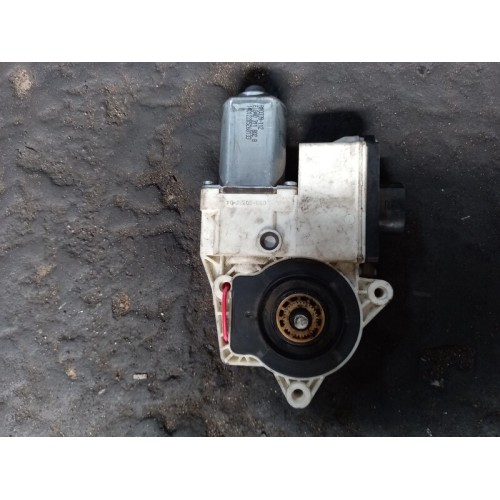 Моторчик стеклоподъемника MAN TGS TGX RH (038), 81286016138-1