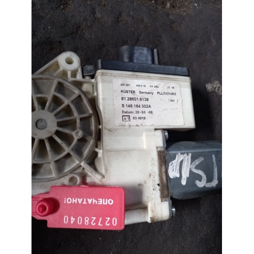 Моторчик стеклоподъемника MAN TGS TGX RH (040), 81286016138-1