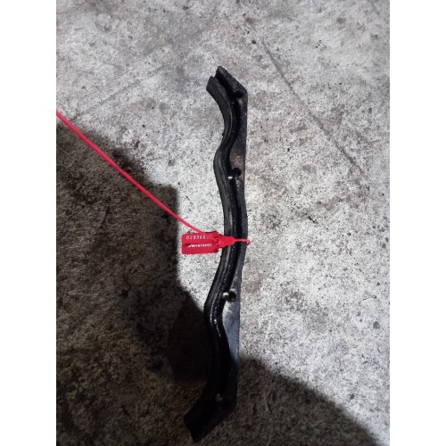 Часть прижима поддона MAN D20 передняя (655), 