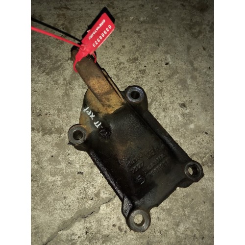 Кронштейн двигателя Scania R440 XPI 294144 передний RH (929), 1508907