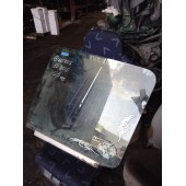 Стекло двери (основное) Mercedes Actros LH (518)