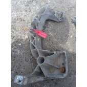 Кронштейн бампера Mercedes Actros 792528 RH (166)