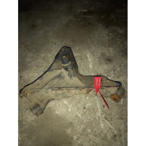 Кронштейн бампера Scania LH (639), 1404477