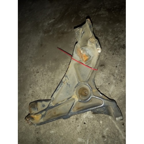 Кронштейн бампера Scania LH (639), 1404477-2