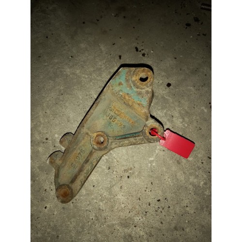 Кронштейн генератора Scania 3 (598), 365372