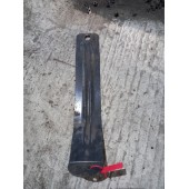 Прижим переднего крыла Scania верхний (627)