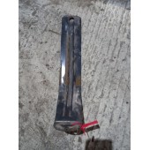 Прижим переднего крыла Scania верхний (628)