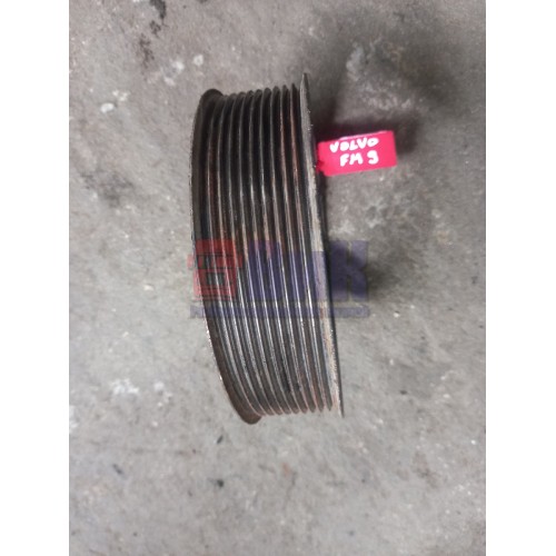 Шкив привода вискомуфты (термомуфты) Volvo (566), 3979606-4