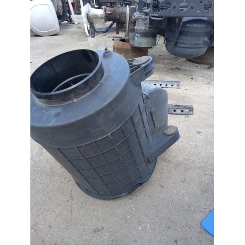 Корпус воздушного фильтра Renault TS в сборе (898), 21248263-2