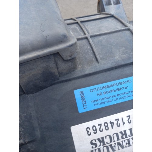 Корпус воздушного фильтра Renault TS в сборе (898), 21248263-3