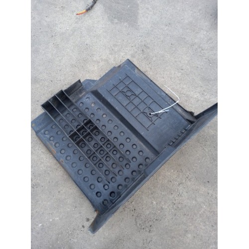 Крышка ящика АКБ Renault TS (903), 22078106