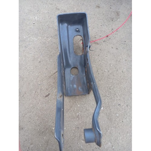 Кронштейн замка кабины Renault TS задний LH (945), 21172132-3