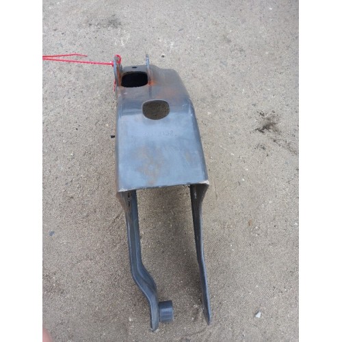 Кронштейн замка кабины Renault TS задний LH (945), 21172132-1