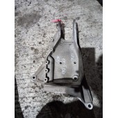 Кронштейн кабины (кронштейн передней подушки) Scania 5 LH (860)