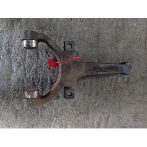 Вилка сцепления Renault (066), 5010452527