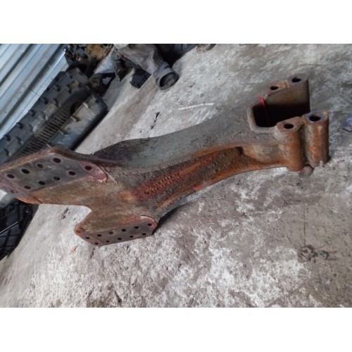 Кронштейн реактивной тяги (бугель) Iveco Евротех (046), 41002462-3