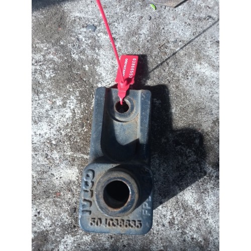 Кронштейн заднего амортизатора Iveco Stralis верхний (553), 504038635