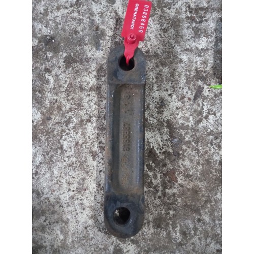 Проставка траверсы КПП Iveco stralis (456), 8165567