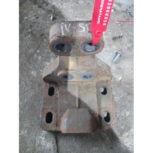 Кронштейн торсиона кабины Iveco Stralis RH (958), 504002464