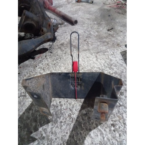 Кронштейн противооткатника Iveco (550), -1