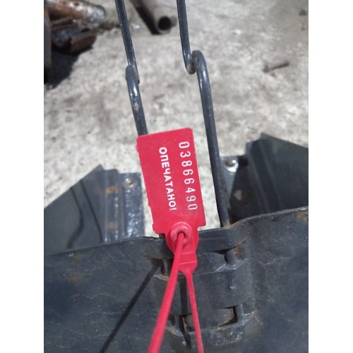 Кронштейн противооткатника Iveco (490), -1