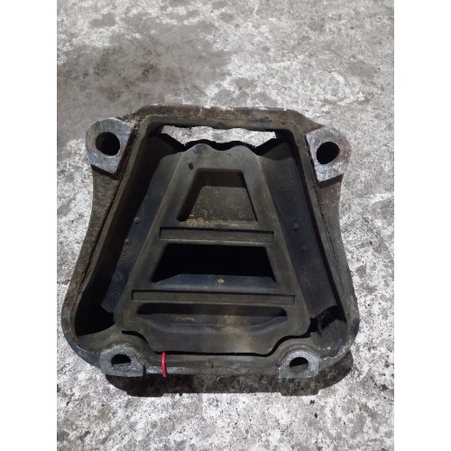 Подушка двигателя Iveco задняя (872), 3423650-1