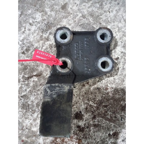 Кронштейн двигателя Iveco задний RH (879), 500307727